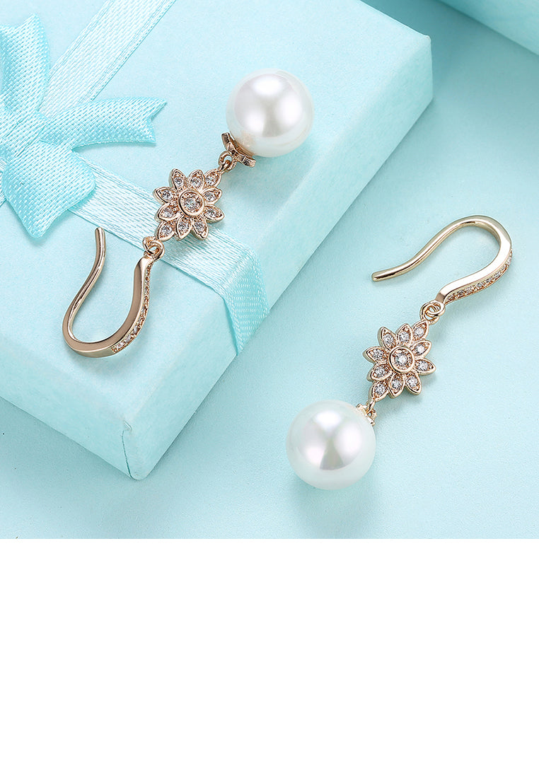Elegant Golden Flower Earrings with Fashion Pearls and Austrian Element Crystals(undefine)