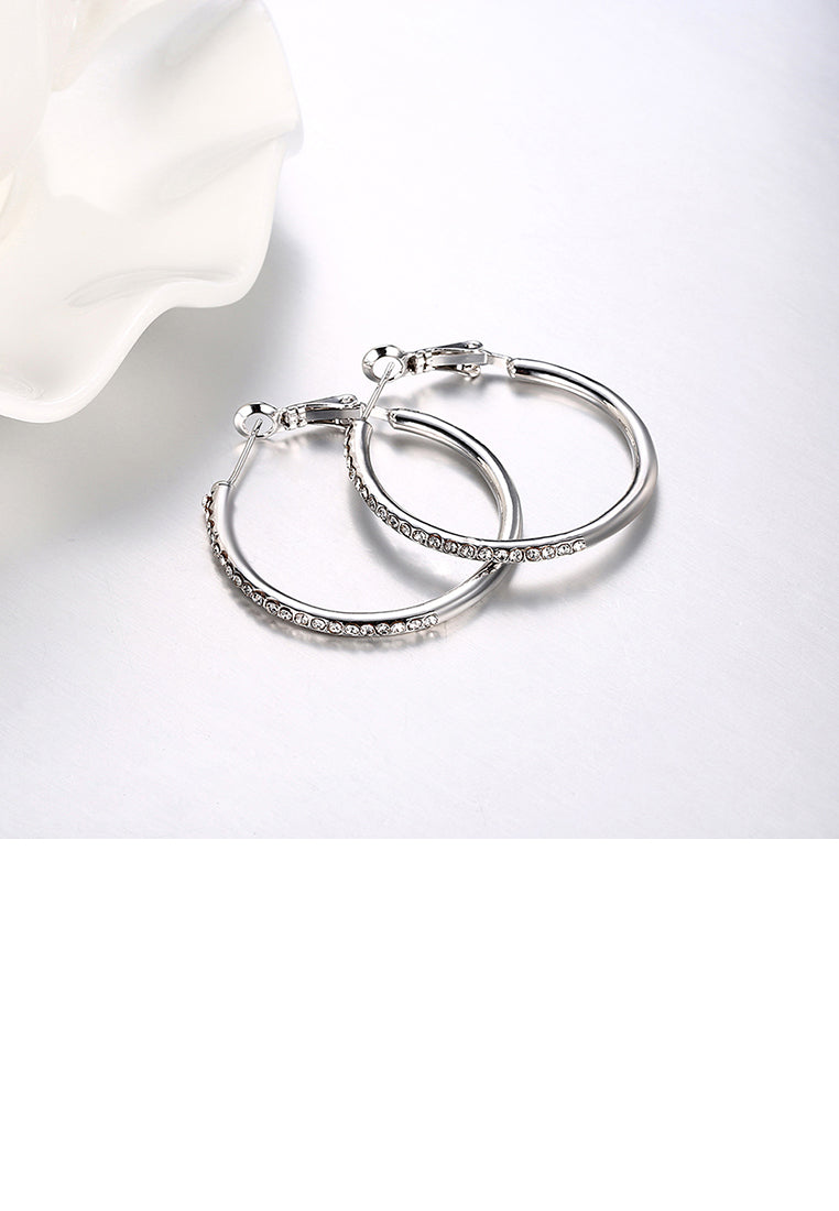 Fashionable Simple Geometric Circle Earrings with Austrian Element Crystal