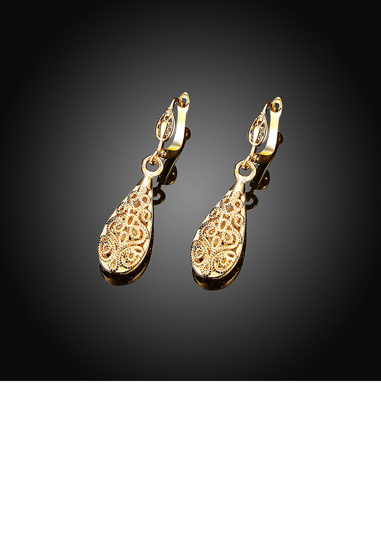 Elegant Plated Gold Water Drop Pattern Earrings