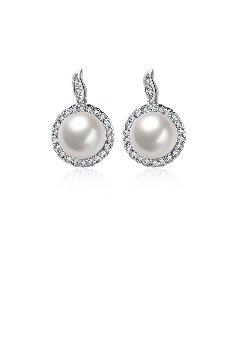 Elegant and Fshion Geometric Round Pearl Stud Earrings - Luxurious Look