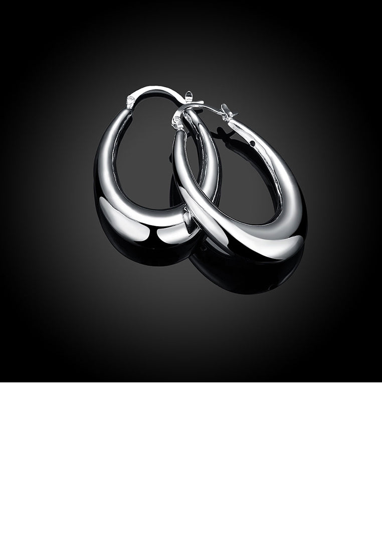 Simple and Fashion Water Drop Earrings