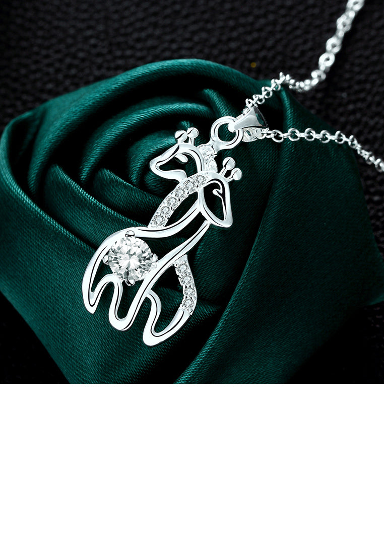 Simple Giraffe Pendant with Austrian Element Crystal and Necklace