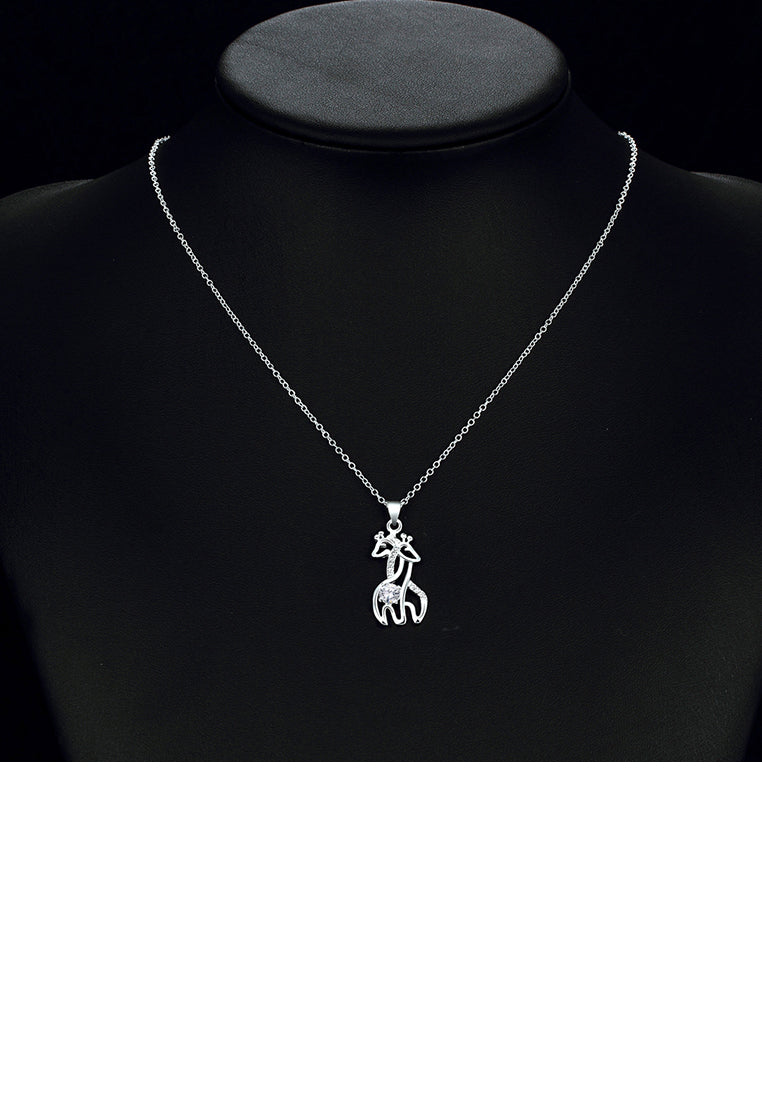 Simple Giraffe Pendant with Austrian Element Crystal and Necklace