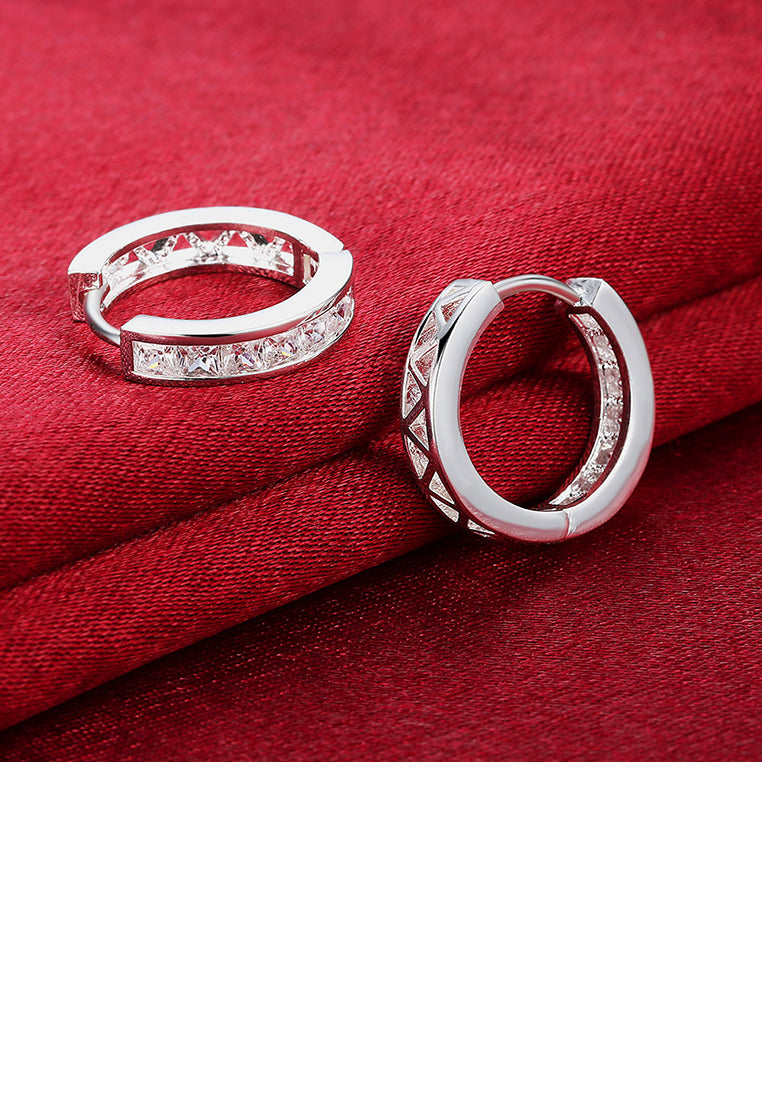 Simple 1-shaped Earrings with Cubic Zircon