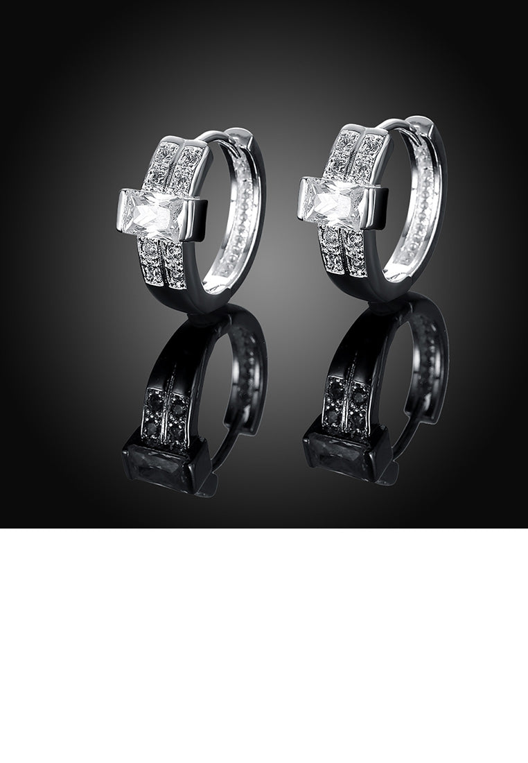 Fashion Bright Geometric Round Cubic Zirconia Stud Earrings - Luxurious Look