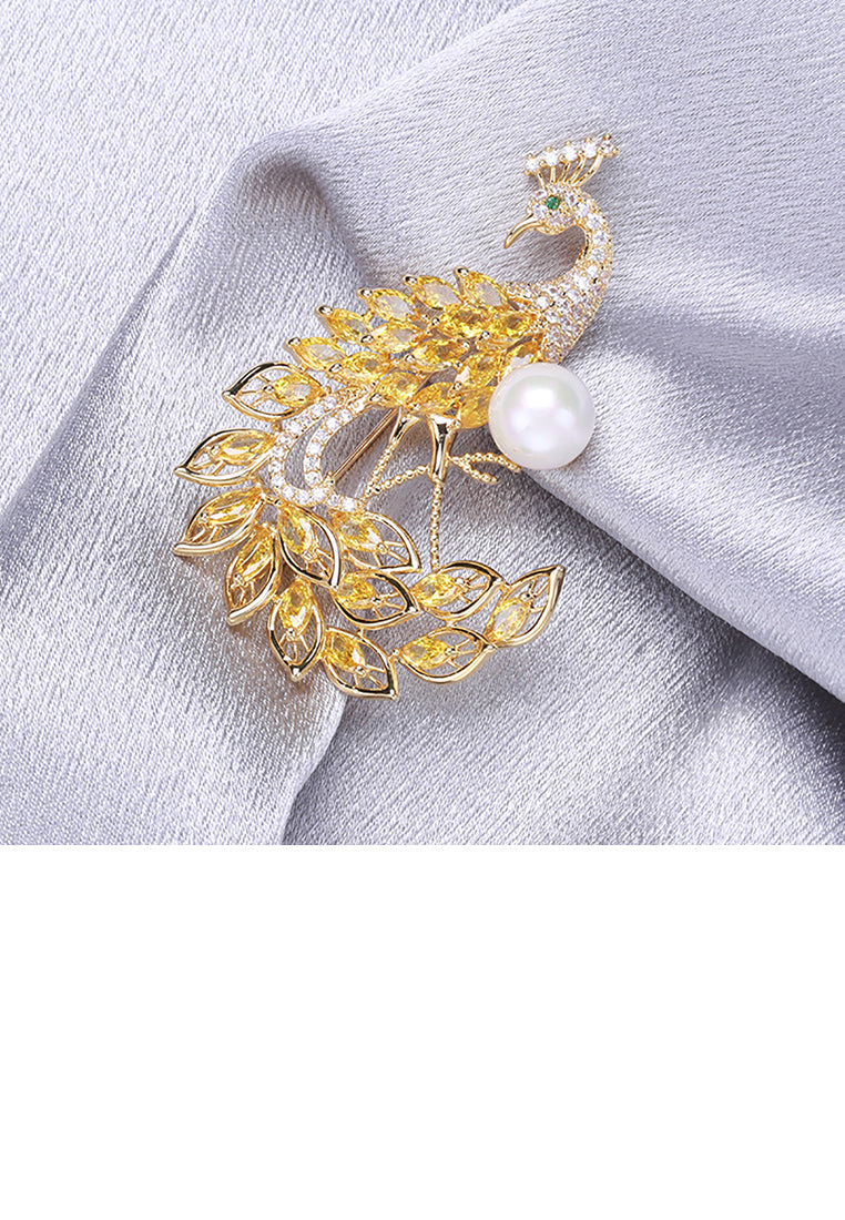Elegant Brilliant Plated Gold Peacock Imitation Pearl Brooch with Cubic Zirconia - Luxurious Look