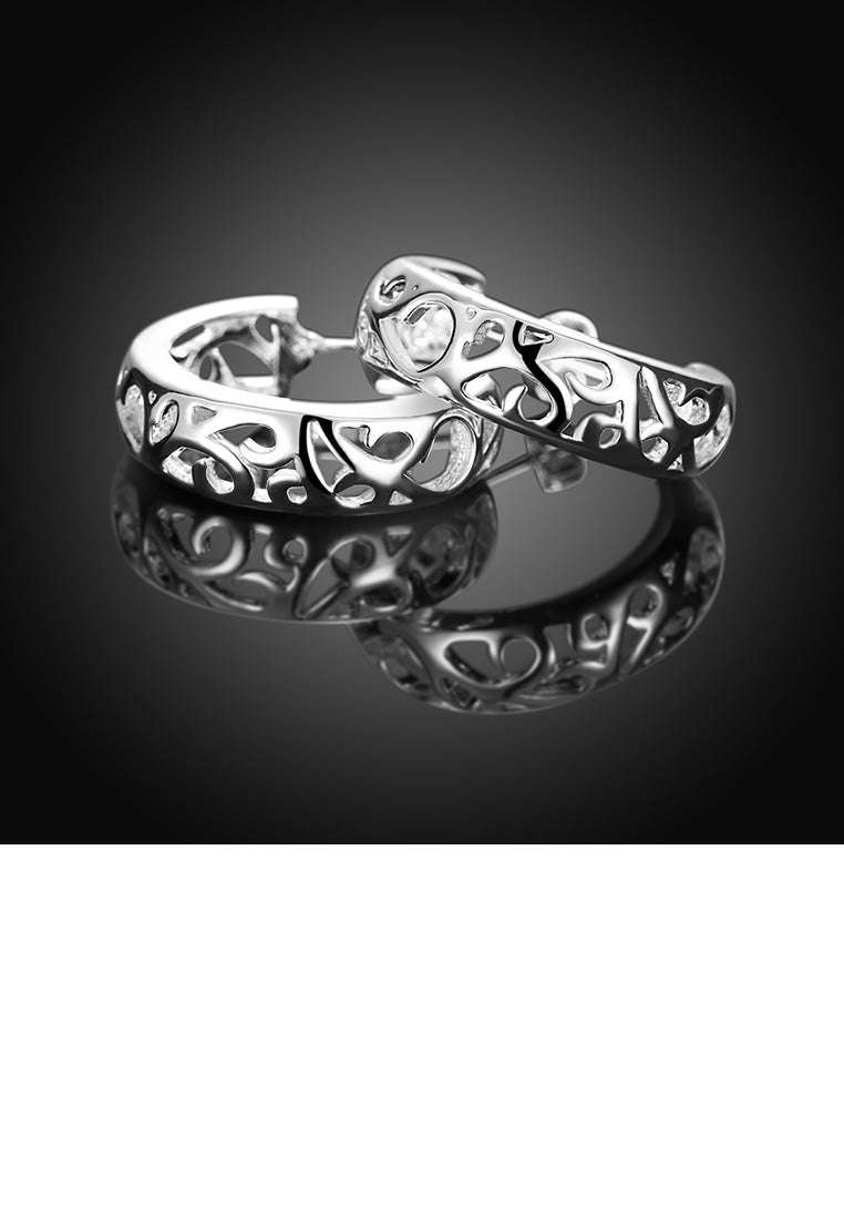 Classic Simple Openwork Carved Geometric Stud Earrings