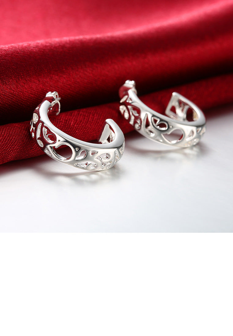 Classic Simple Openwork Carved Geometric Stud Earrings