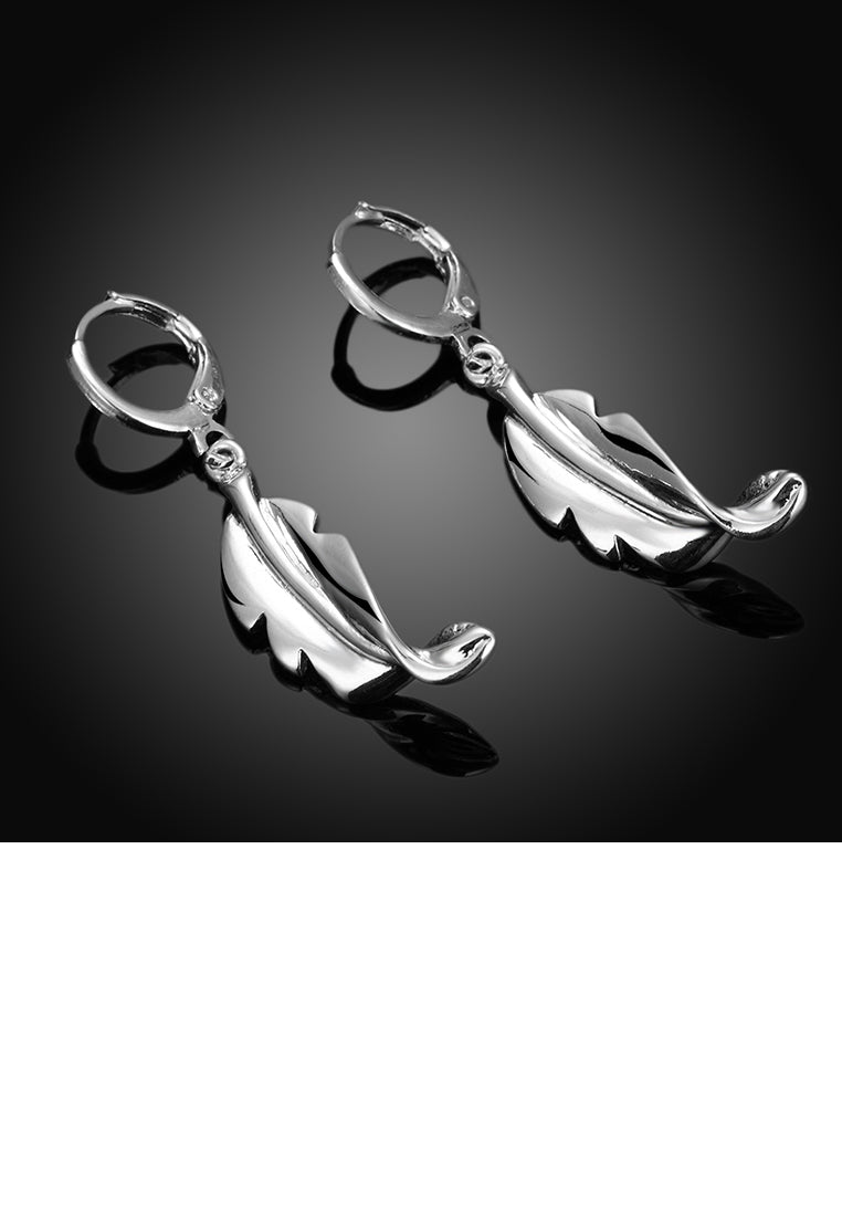 Simple Leaf Earrings