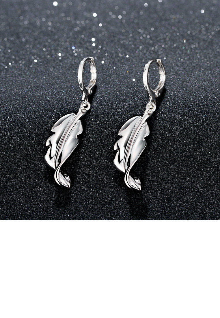 Simple Leaf Earrings