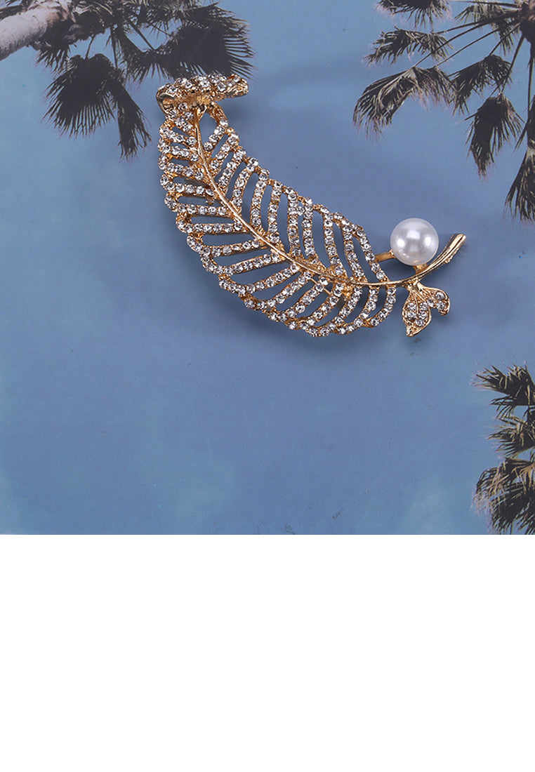 Fashion and Elegant Plated Gold Leaf Imitation Pearl Brooch with Cubic Zirconia - Luxurious Look
