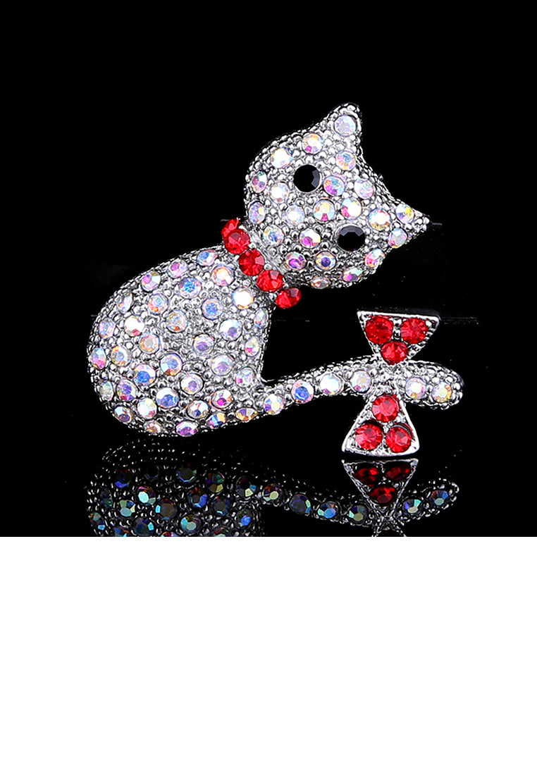 Simple and Cute Kitten Brooch with Zircon