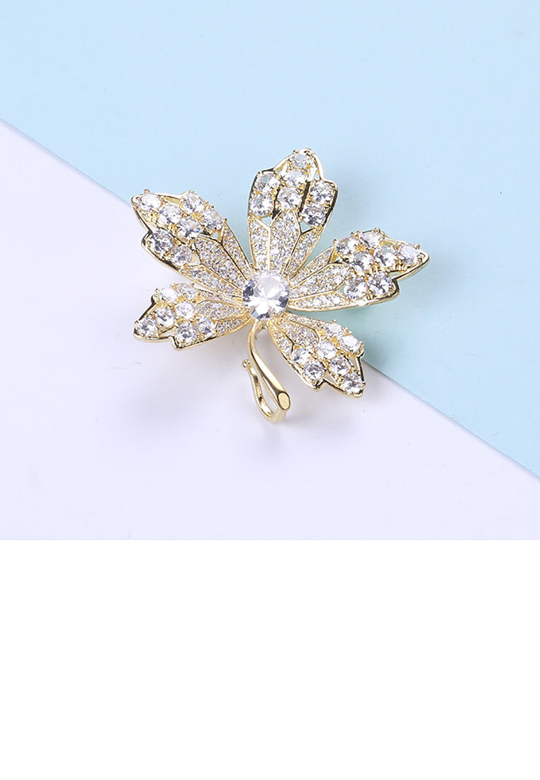 Fashion and Elegant Plated Gold Maple Leaf Brooch with Cubic Zirconia - Luxurious Look