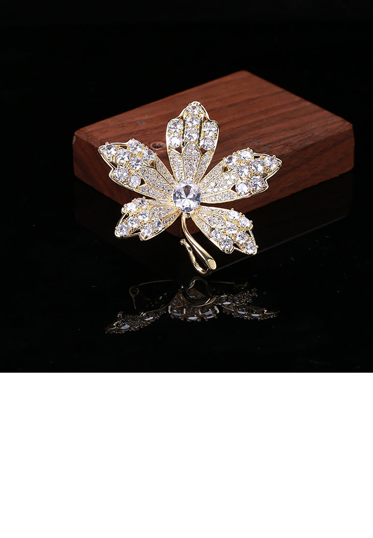 Fashion and Elegant Plated Gold Maple Leaf Brooch with Cubic Zirconia - Luxurious Look