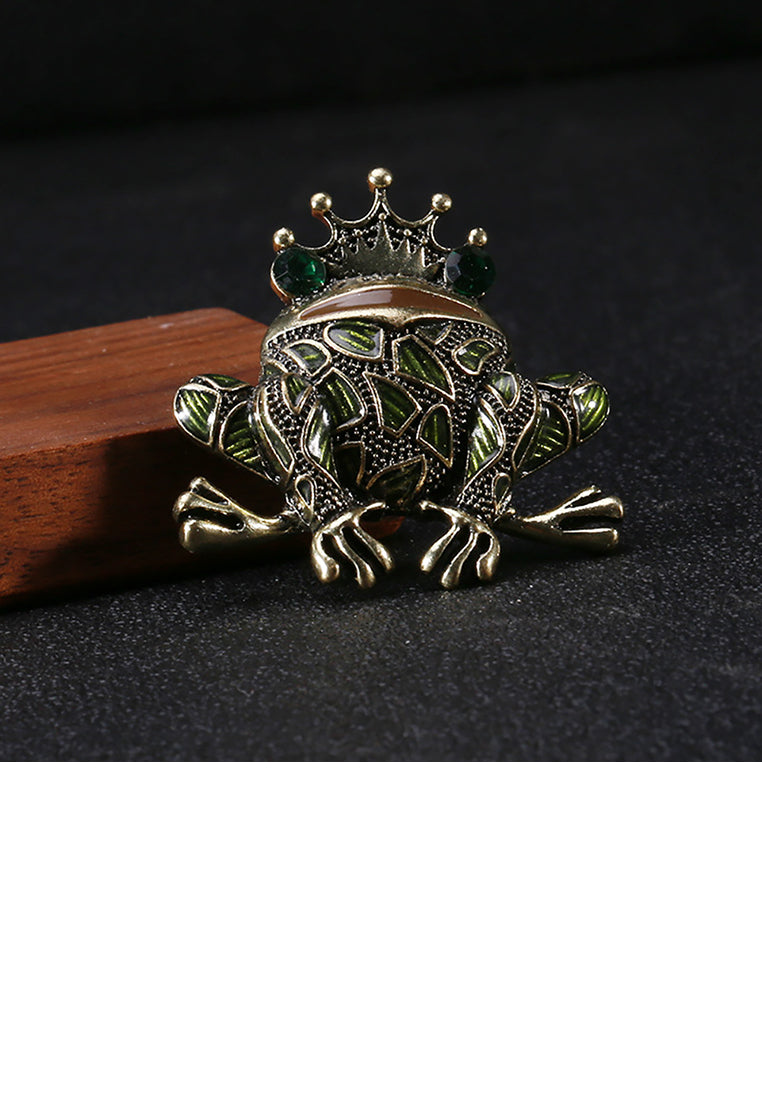 Fashion Vintage Plated Gold Frog Prince Brooch with Cubic Zirconia - Luxurious Look