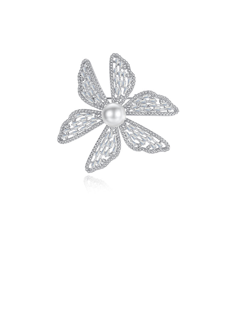 Fashion Simple Flower Imitation Pearl Brooch with Cubic Zirconia - Luxurious Look