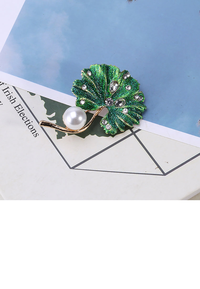 Fashion and Elegant Plated Gold Green Lotus Leaf Imitation Pearl Brooch with Cubic Zirconia - Luxurious Look