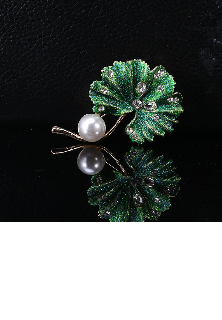Fashion and Elegant Plated Gold Green Lotus Leaf Imitation Pearl Brooch with Cubic Zirconia - Luxurious Look
