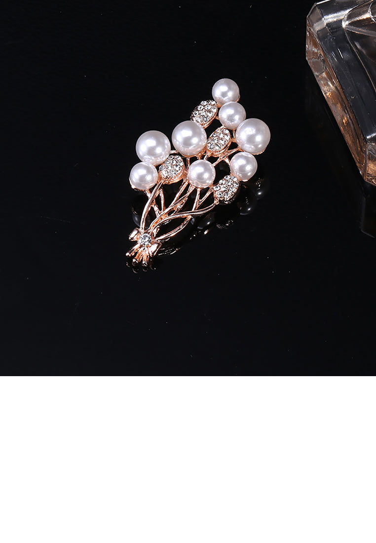 Fashion and Elegant Plated Gold Floral Imitation Pearl Brooch with Cubic Zirconia - Luxurious Look