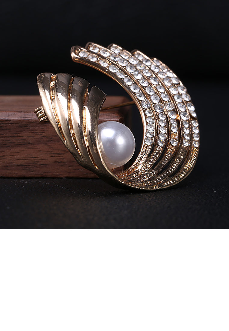 Fashion and Elegant Plated Gold Geometric Imitation Pearl Brooch with Cubic Zirconia - Luxurious Look