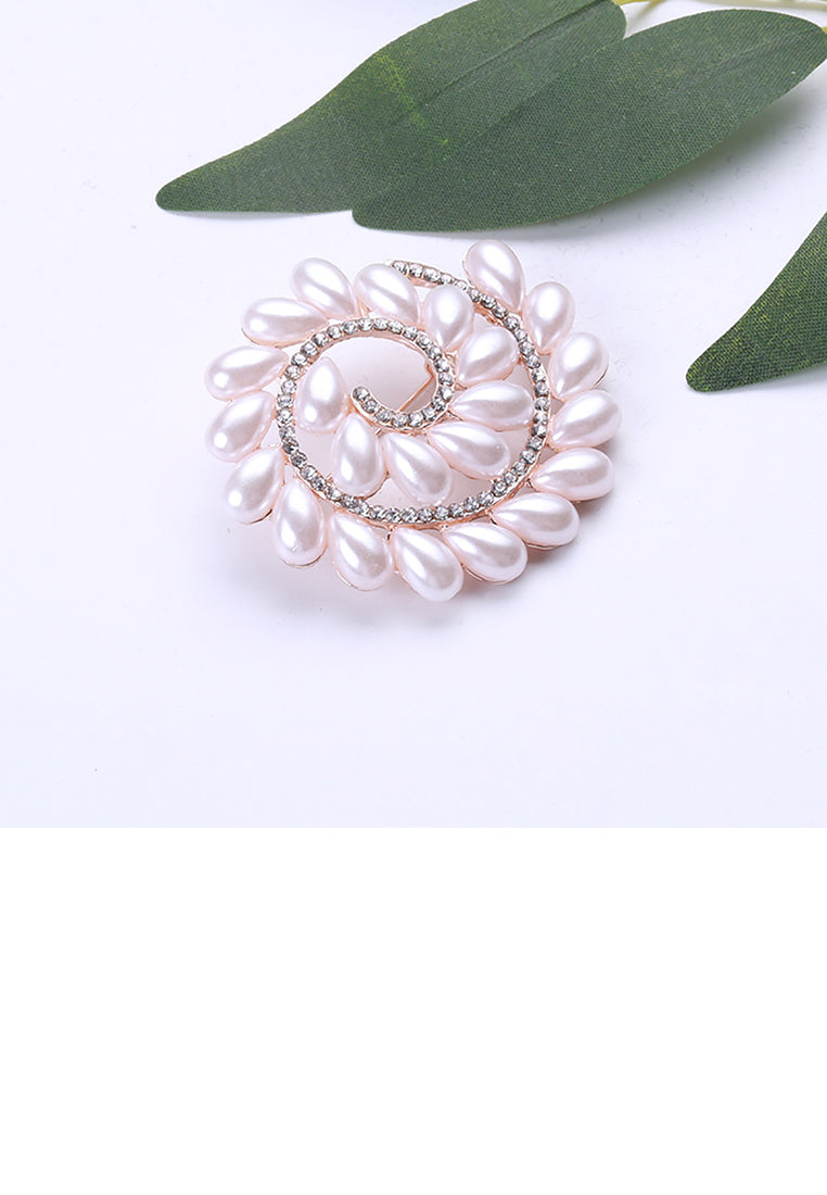 Fashion and Elegant Plated Gold Geometric Rotating Round Imitation Pearl Brooch with Cubic Zirconia - Luxurious Look