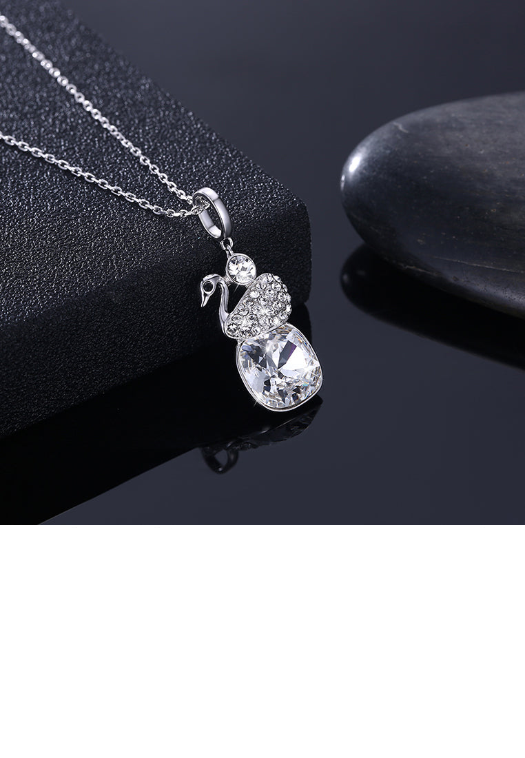 925 Sterling Silver Elegant Swan Geometric Pendant with White Austrian Element Crystal and Necklace