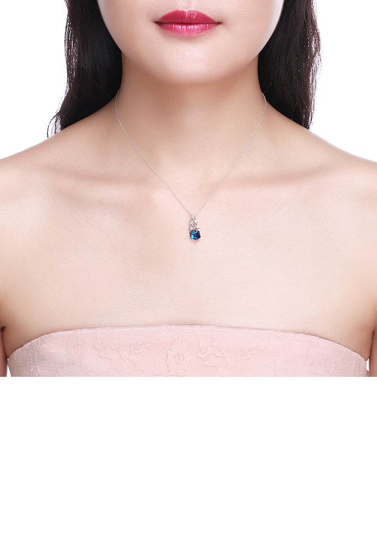 925 Sterling Silver Snowflake Pendant with Blue Austrian Element Crystal and Necklace