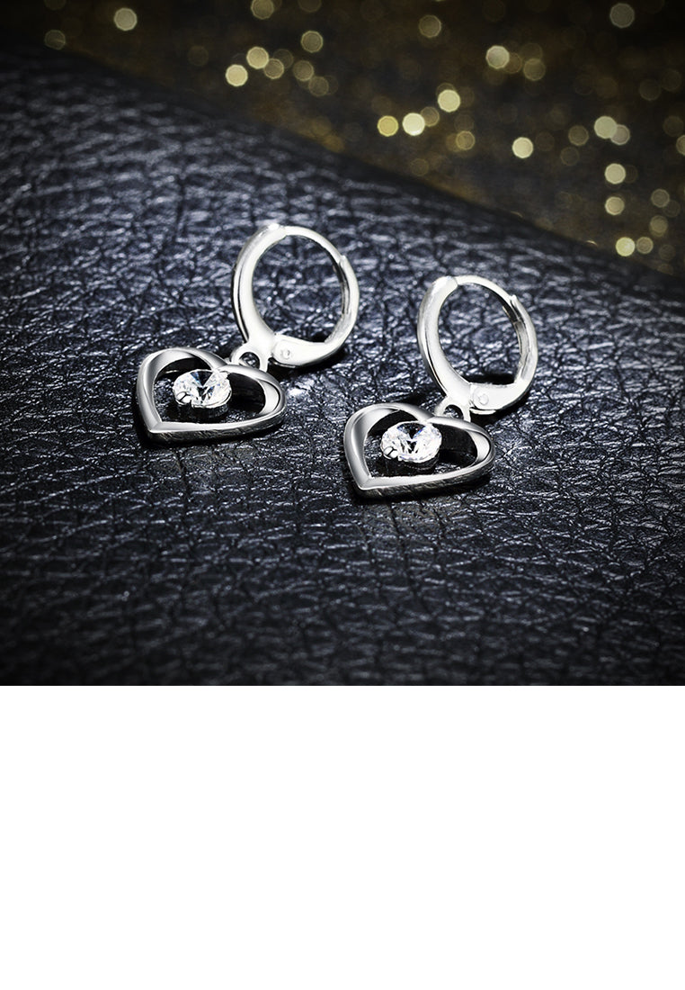 Simple Romantic Heart Shaped Cubic Zircon Earrings