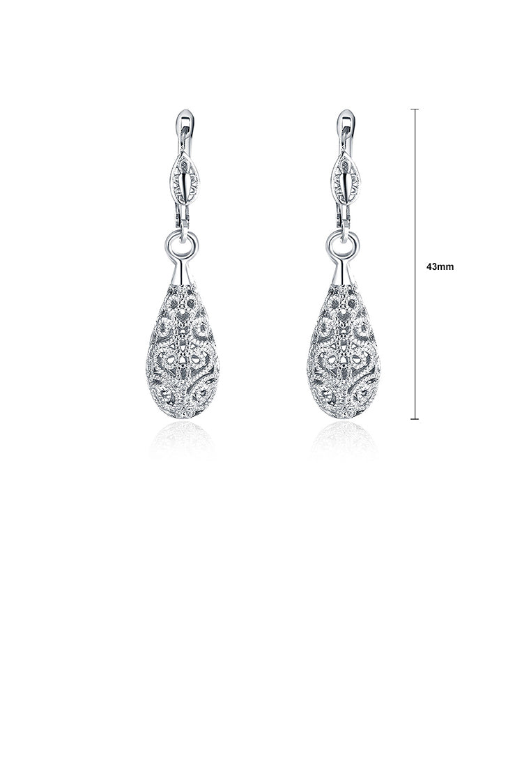 Elegant Retro Fashion Water Drop Earrings