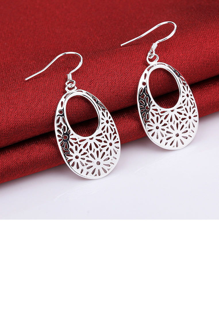 Simple Drop Earrings