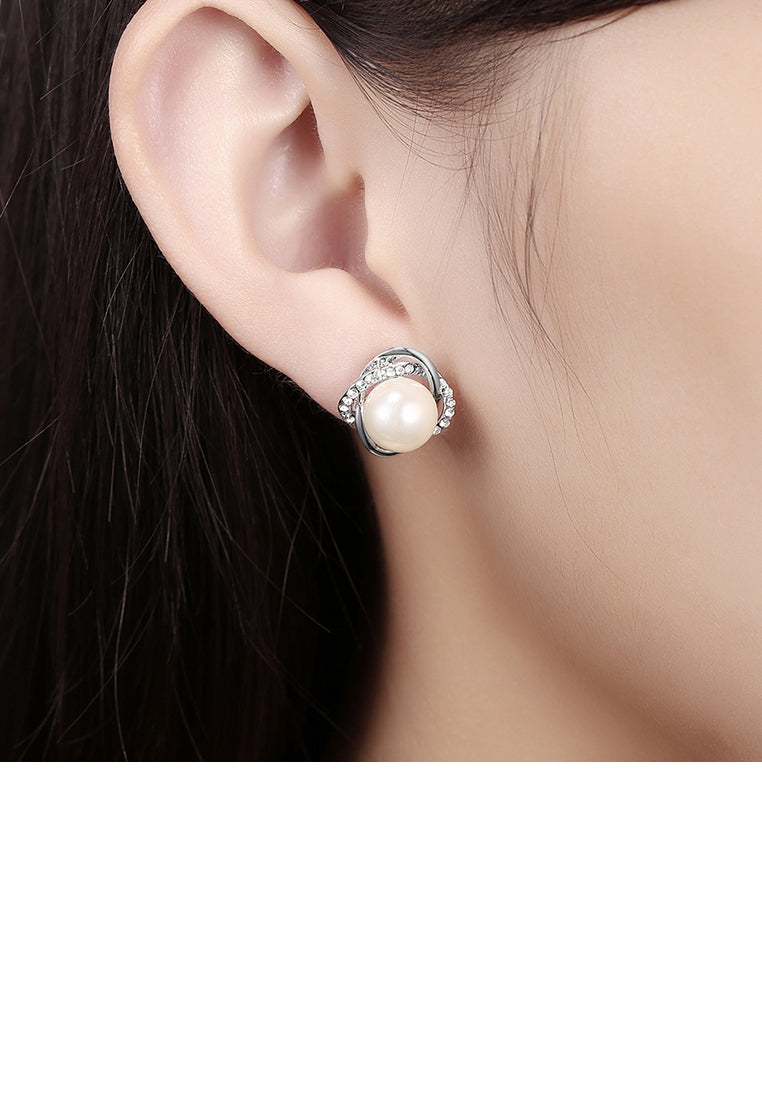 Elegant and Fashion Flower Pearl Stud Earrings with Austrian Element Crystal - Luxurious Look