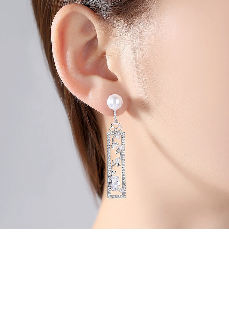 Elegant and Fashion Geometric Leaf Rectangular Imitation Pearl Earrings with Cubic Zirconia - Luxurious Look