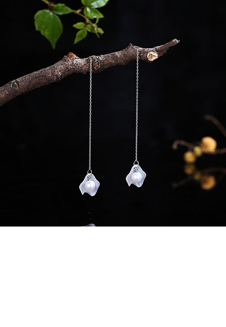 925 Sterling Silver Elegant Fashion Whit Long Shell Pearl Earrings and Ear Wire - Luxurious Look