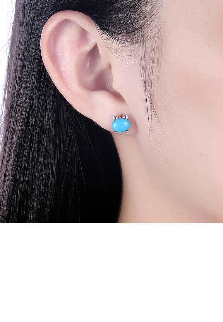 925 Sterling Silver Simple Cat Turquoise Stud Earrings