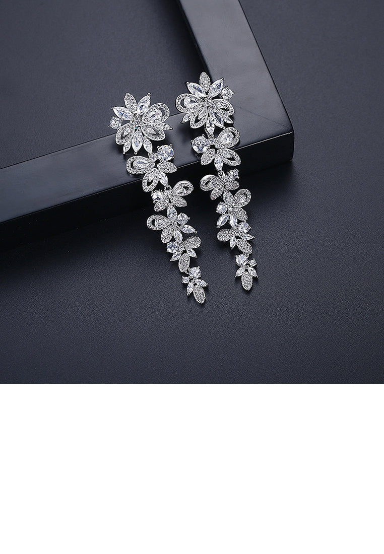 Fashion and Elegant Flower Tassel Earrings with Cubic Zirconia - Luxurious Look