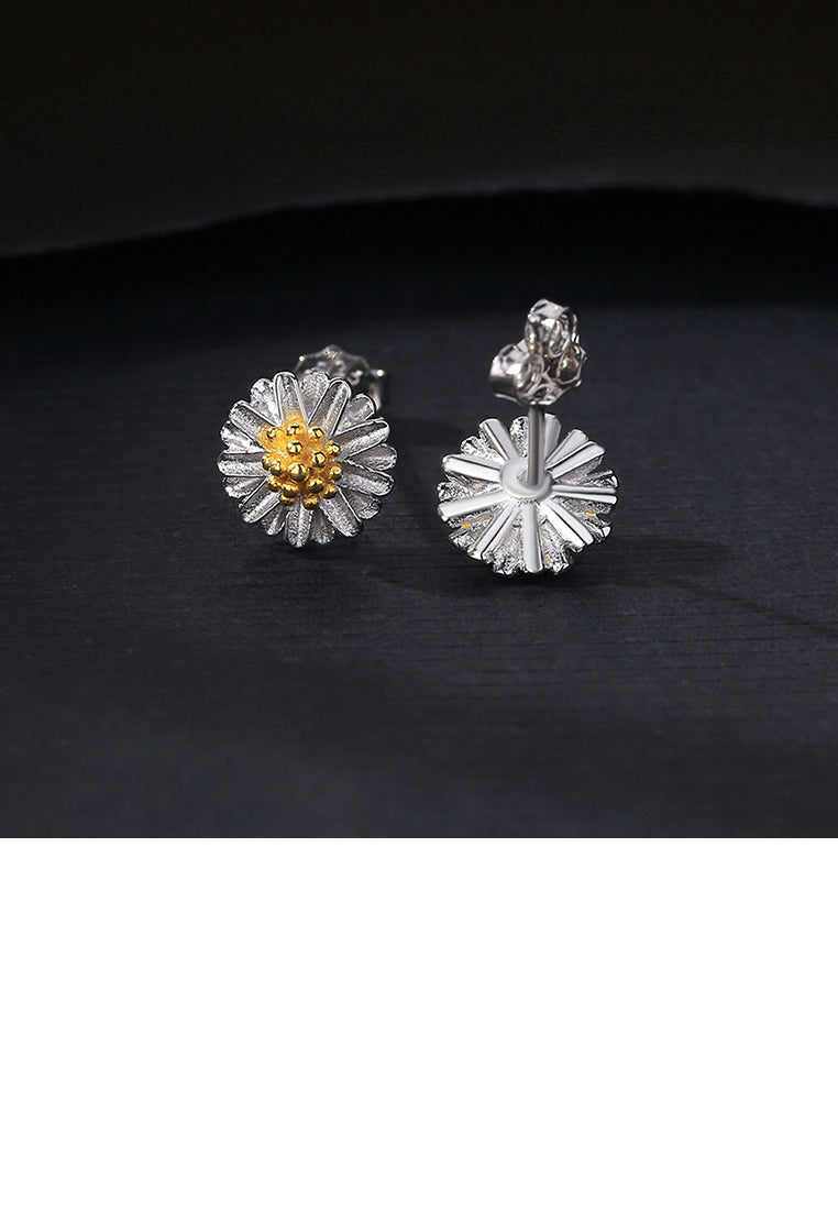 925 Sterling Silver Fashion and Elegant Daisy Stud Earrings