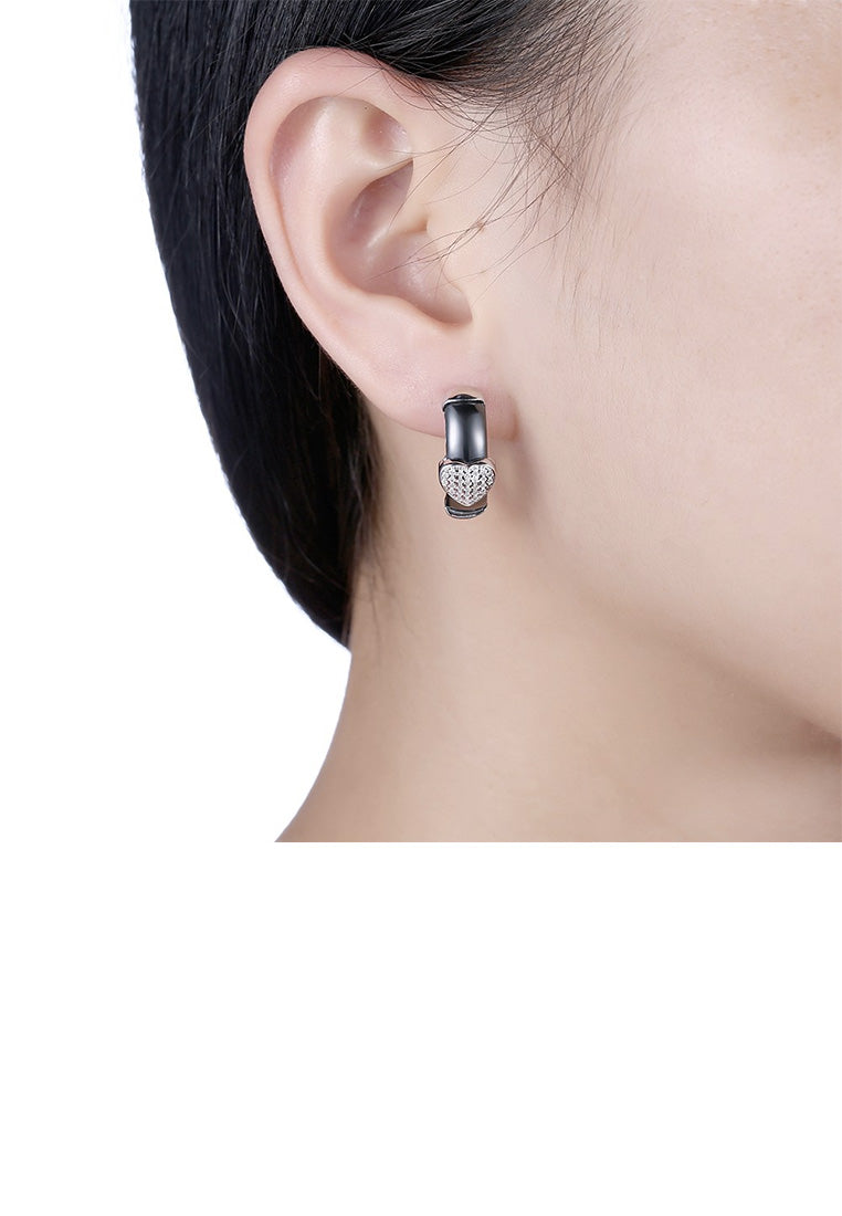 925 Sterling Silver Simple Romantic Heart-shaped Black Ceramic Stud Earrings with Cubic Zircon