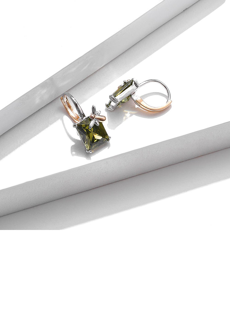 Fashion Geometric Dragonfly Earrings with Green Cubic Zirconia - Luxurious Look