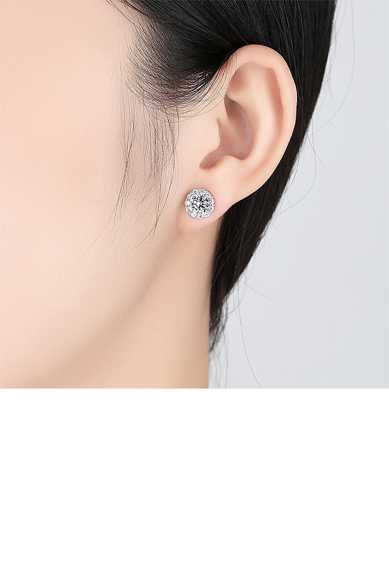925 Sterling Silver Elegant Sterling Silver Flower-shaped Cubic Zirconia Stud Earrings - Luxurious Look