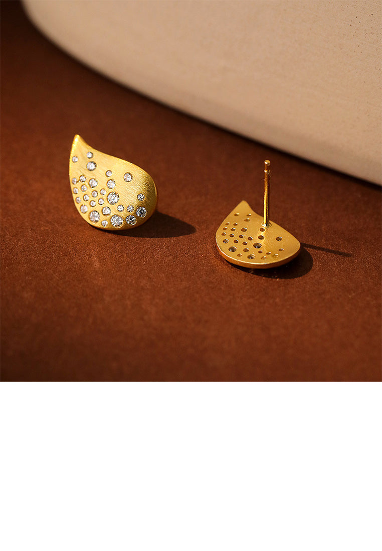 925 Sterling Silver Plated Gold Simple and Fashion Water Drop-shaped Geometric Stud Earrings with Cubic Zirconia - Luxurious Look