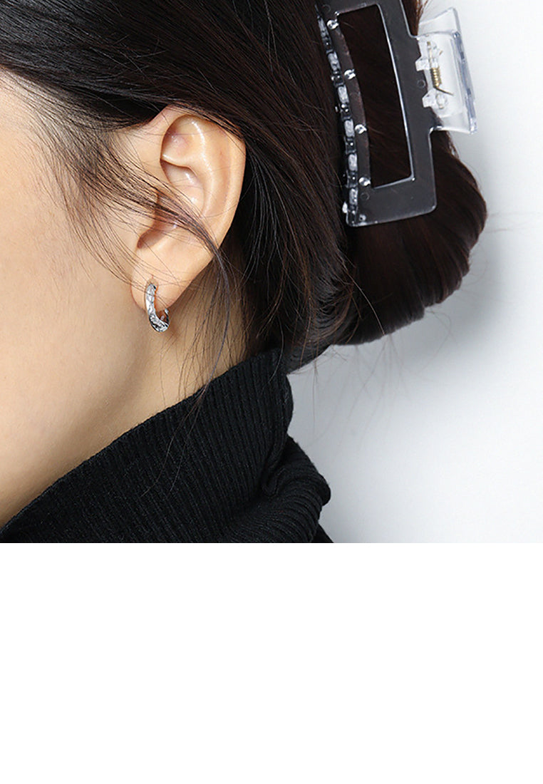 925 Sterling Silver Fashion Simple C-shaped Geometric Stud Earrings with Cubic Zirconia - Luxurious Look