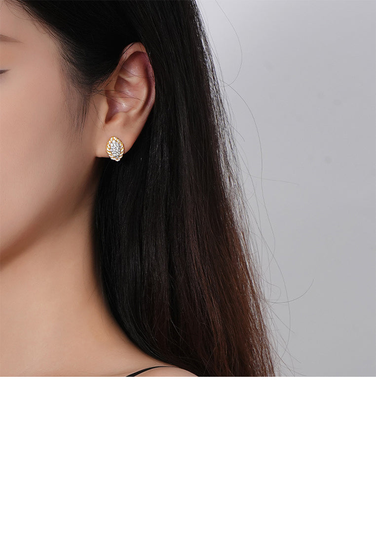925 Sterling Silver Plated Gold Simple Brilliant Oval Geometric Earrings with Cubic Zirconia - Luxurious Look