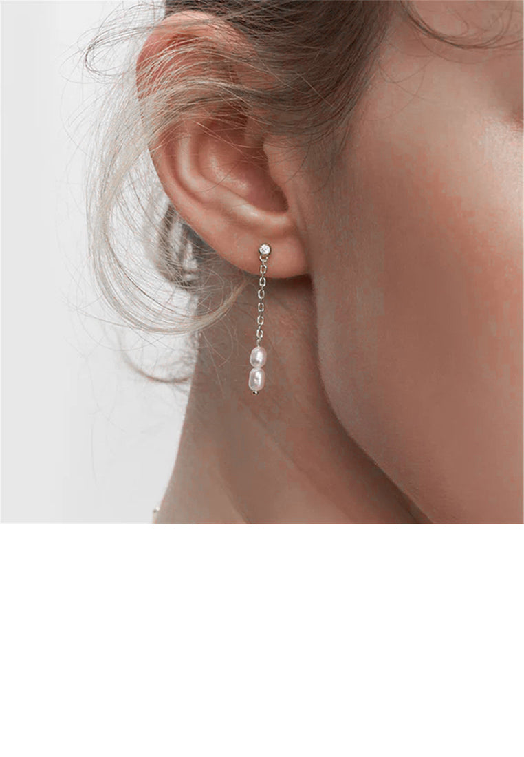 925 Sterling Silver Fashion Elegant Geometric Imitation Pearl Tassel Earrings with Cubic Zirconia - Luxurious Look