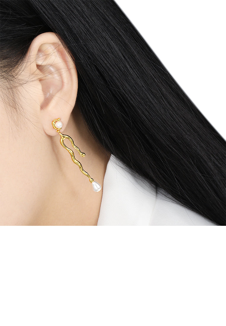 925 Sterling Silver Plated Gold Fashion Personality Irregular Line Geometric Asymmetrical Earrings with Imitation Pearls