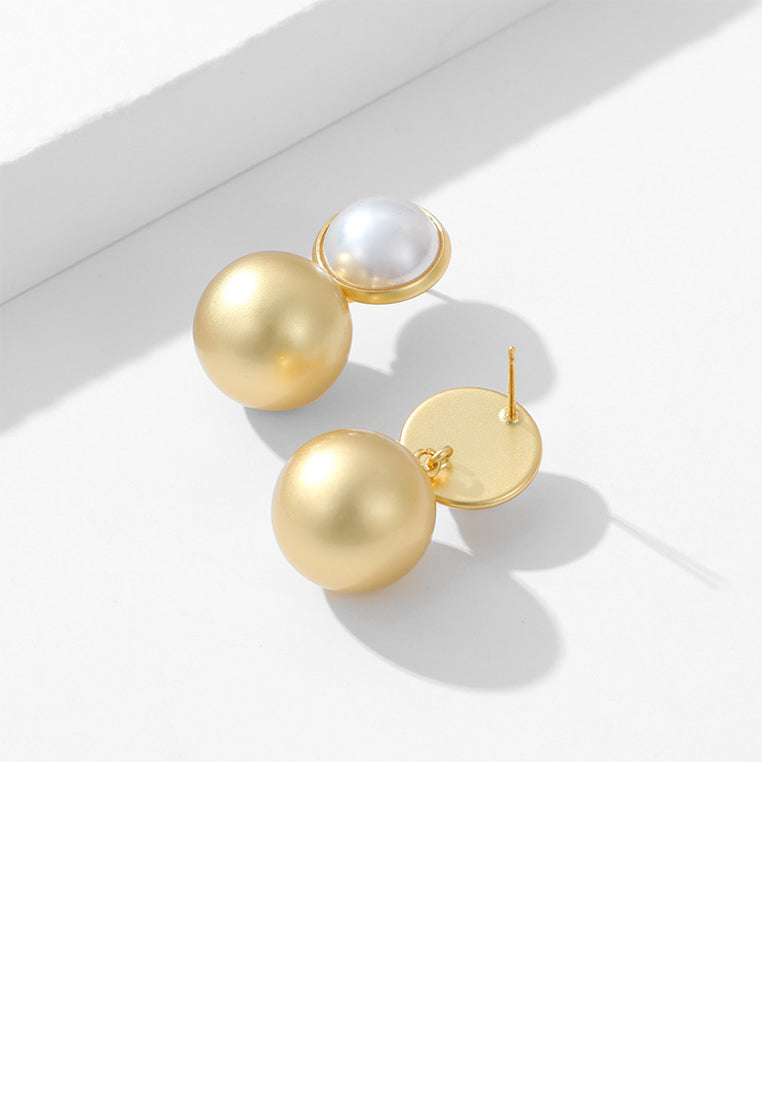 Simple and Fashion Plated Gold Geometric Round Bead Imitation Pearl Stud Earrings - Luxurious Look