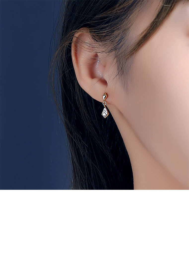 925 Sterling Silver Fashion Simple Rhombus Geometric Earrings with Cubic Zirconia - Luxurious Look