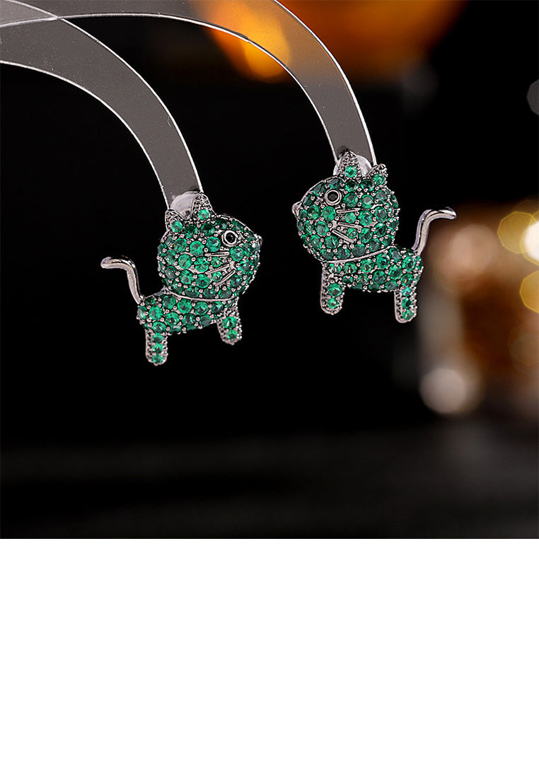 Simple Brilliant Green Cat Stud Earrings with Cubic Zirconia - Luxurious Look