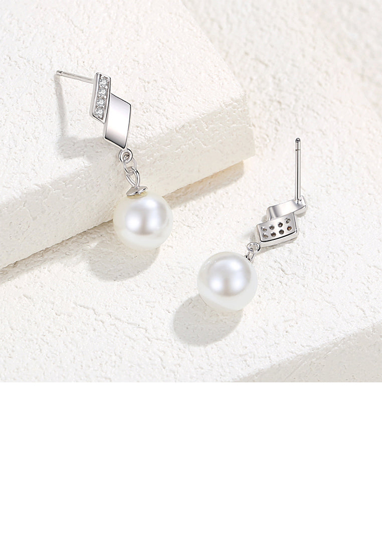 925 Sterling Silver Simple and Fashion Geometric Tassel Imitation Pearl Earrings with Cubic Zirconia - Luxurious Look