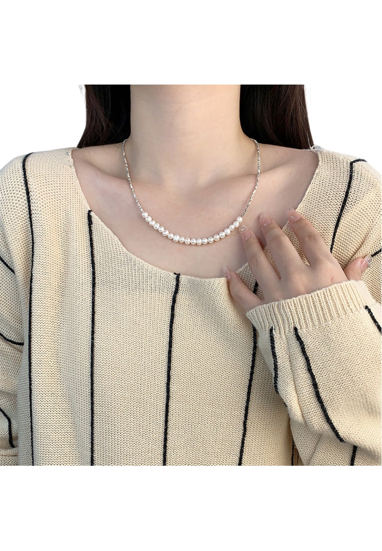 Luxury Pearl Silver Lockbone Chain