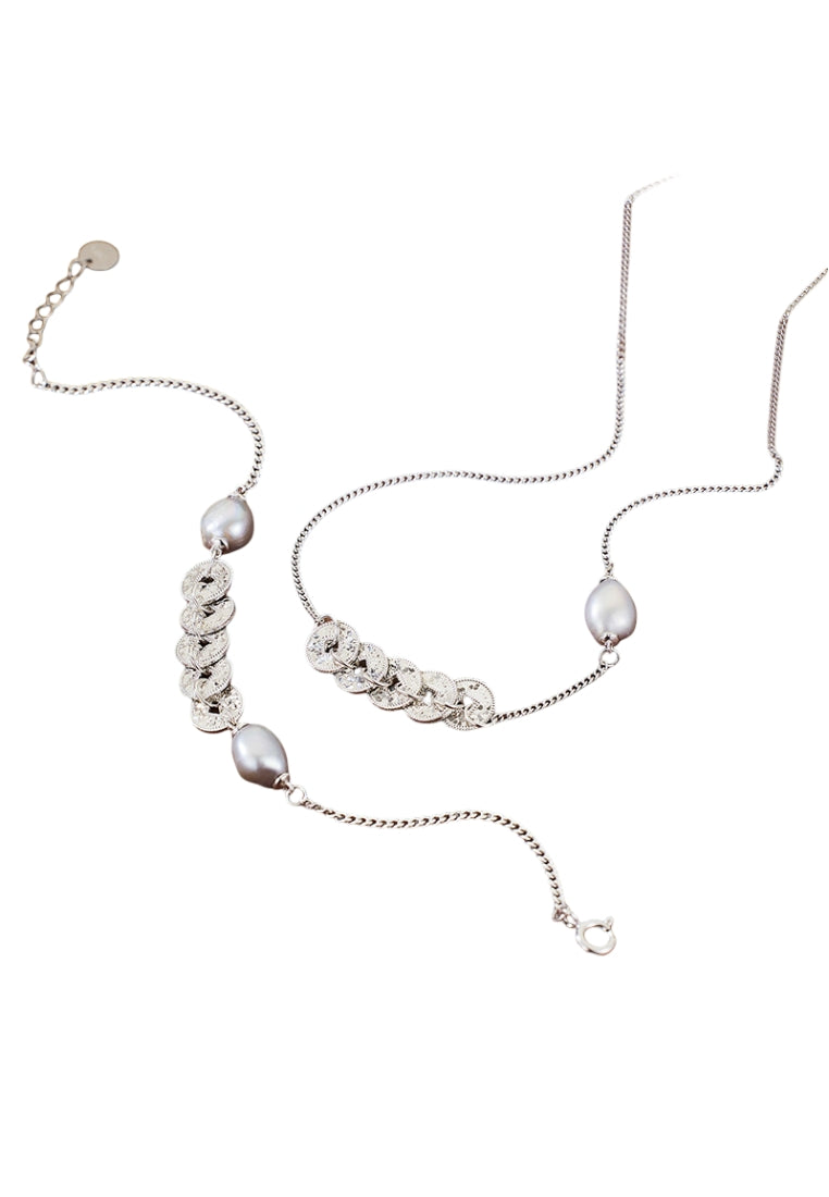 Elegant Pearl Lockbone Chain